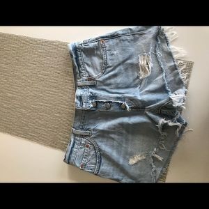 Levi’s 501 Cutoff Shorts, Size 28 (6)